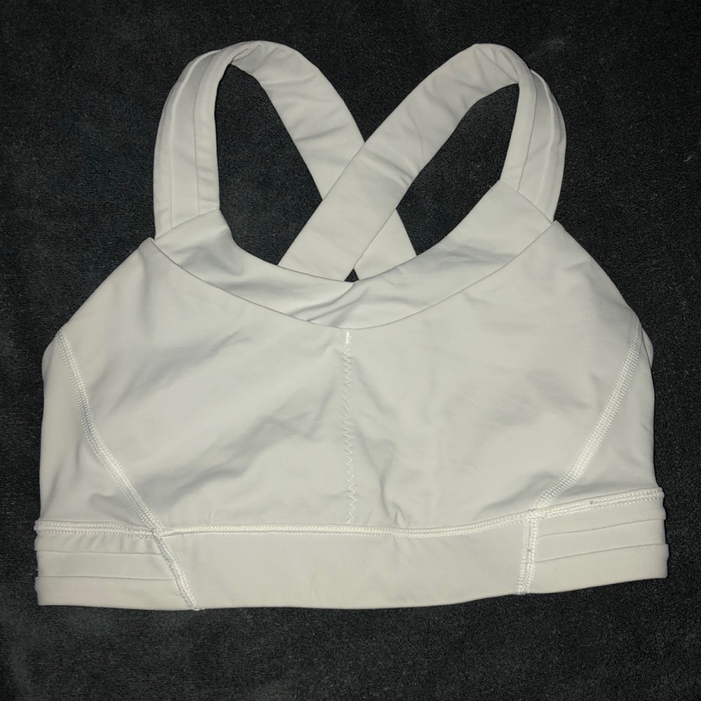 Lululemon Athletica Women’s Run on Bra, Size 4